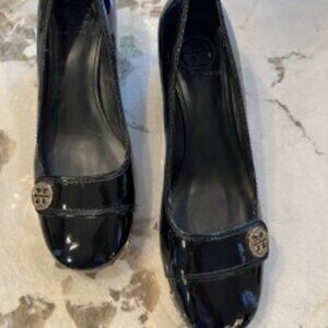 Tory Burch Marion Black Patent Heels Size 9.5